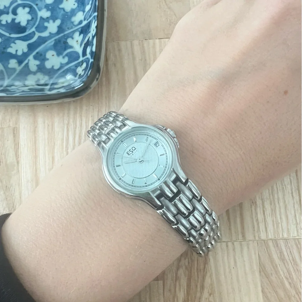 ESQ by Movado ladies silver tone classic dress watch NEW BATTERY